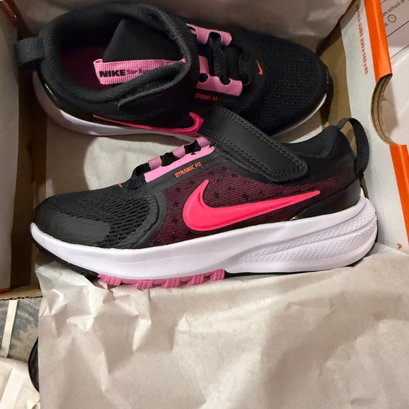 Nike Other - Nike Kids Black and Pink Sneakers
